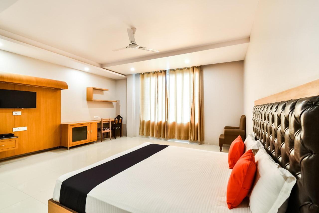 Townhouse 652 Hotel Royal Akshayam Jaipur Buitenkant foto