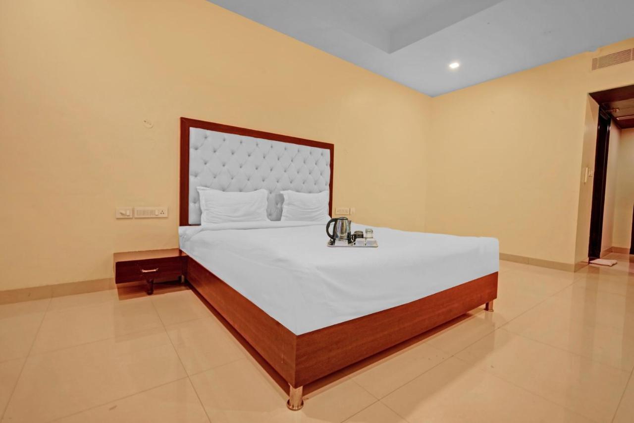 Townhouse 652 Hotel Royal Akshayam Jaipur Buitenkant foto