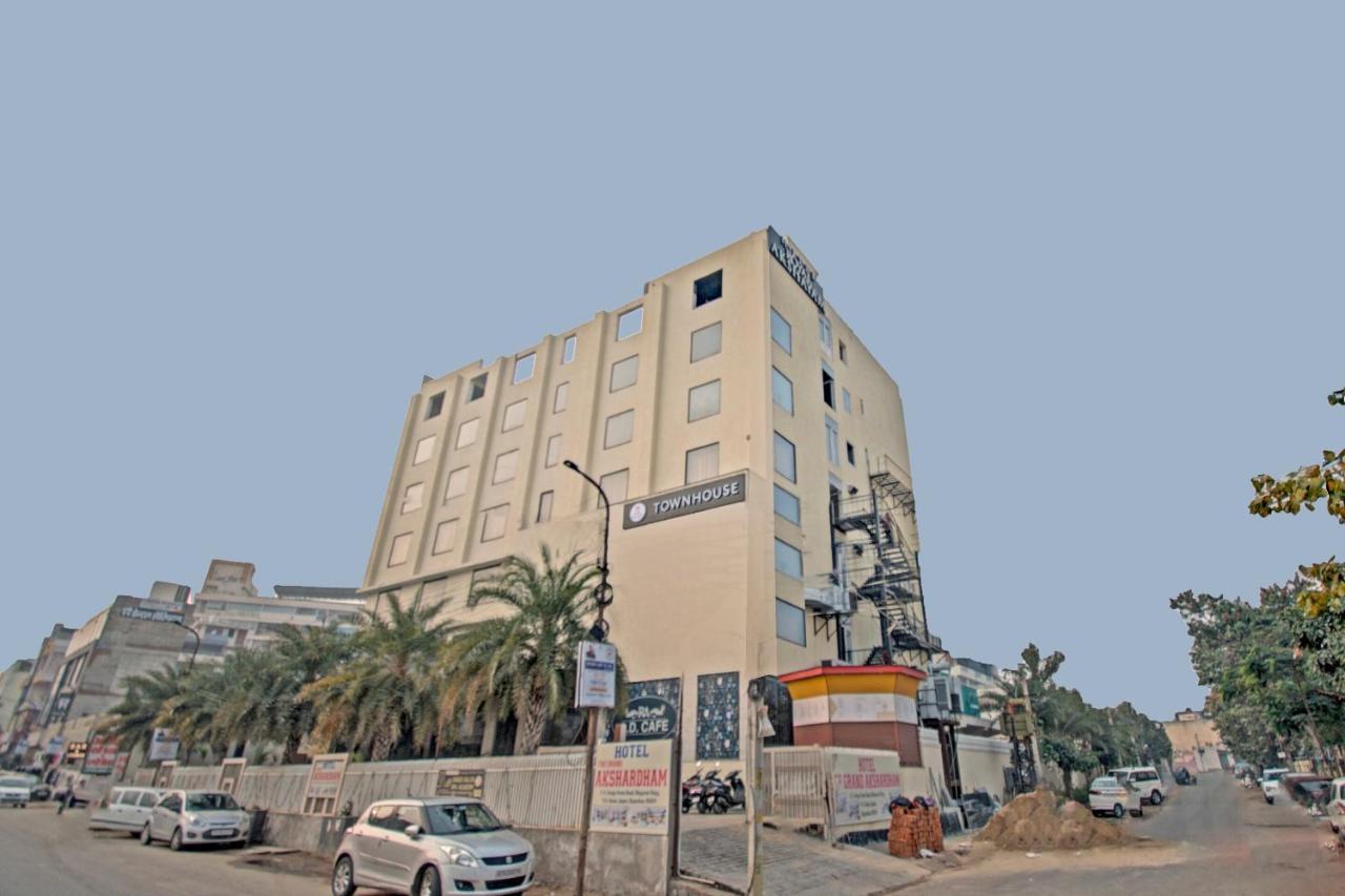 Townhouse 652 Hotel Royal Akshayam Jaipur Buitenkant foto